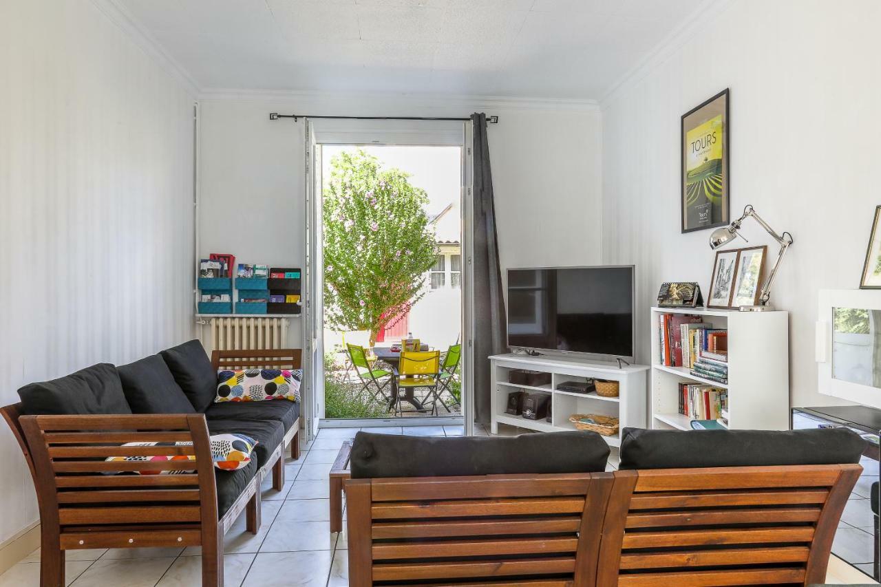 Maison 88 M2 Le Patio Du Centre Ville Avec Garage Tours Luaran gambar